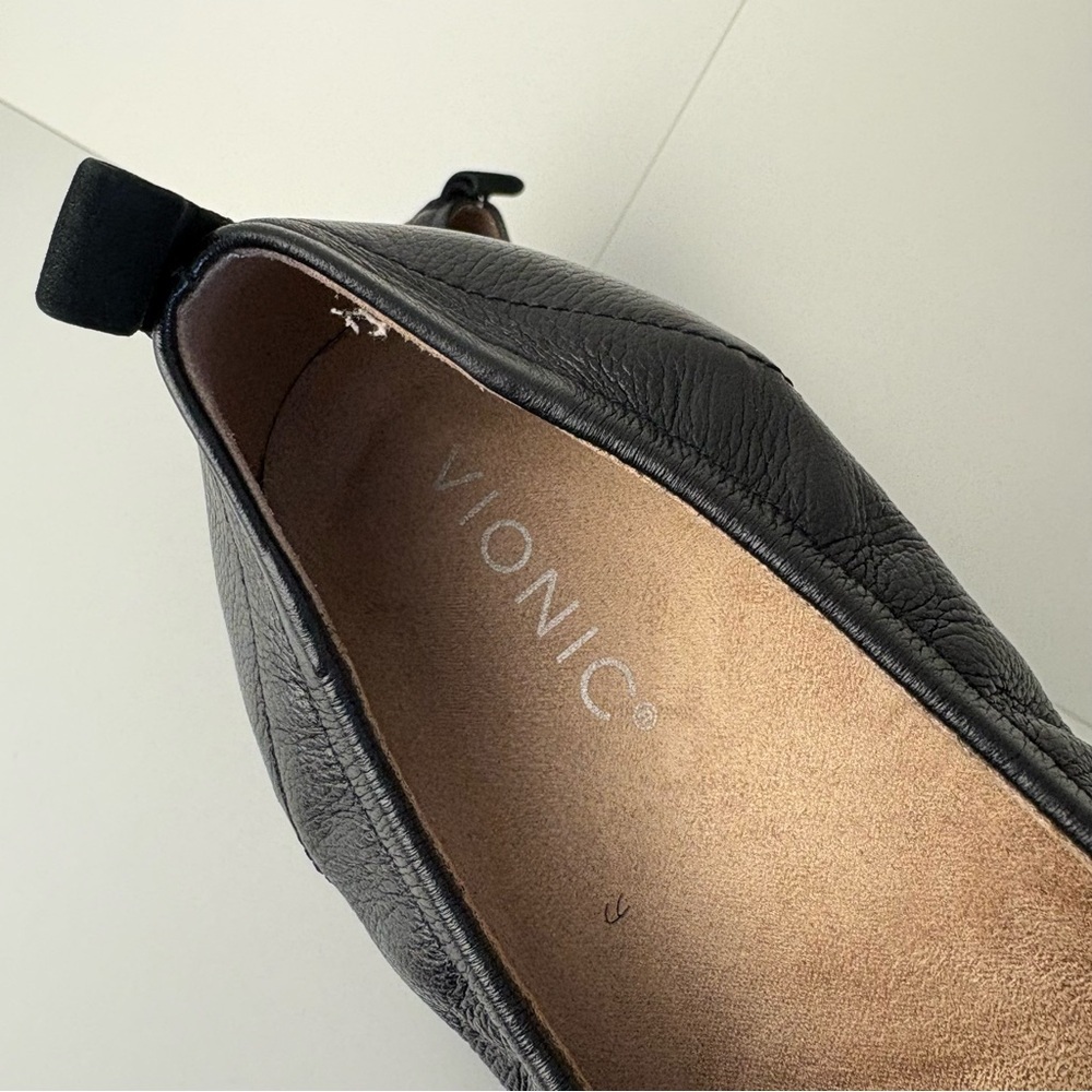 Vionic Cynthia Black Leather Chain Slip On Loafers - Picture 6 of 7